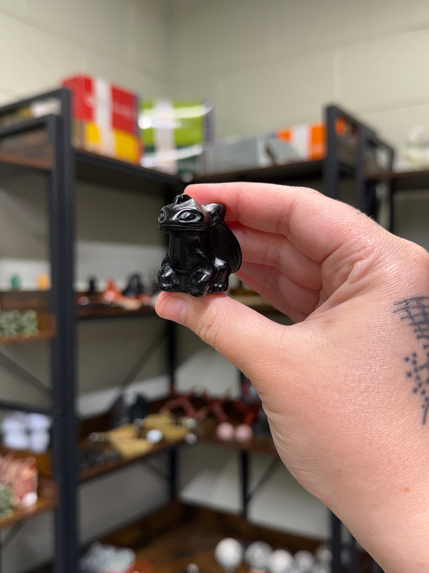Obsidian Toothless Carving