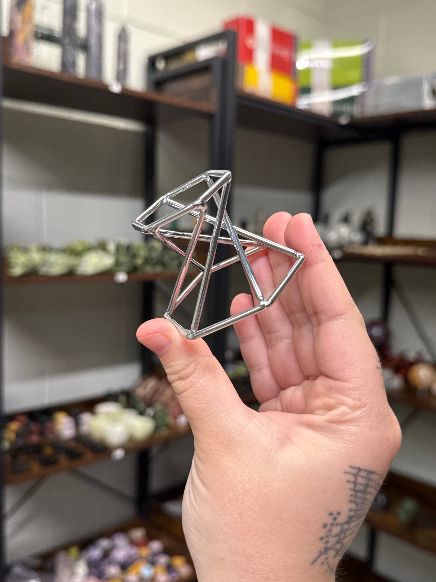 Silver Spiral Sphere Stand