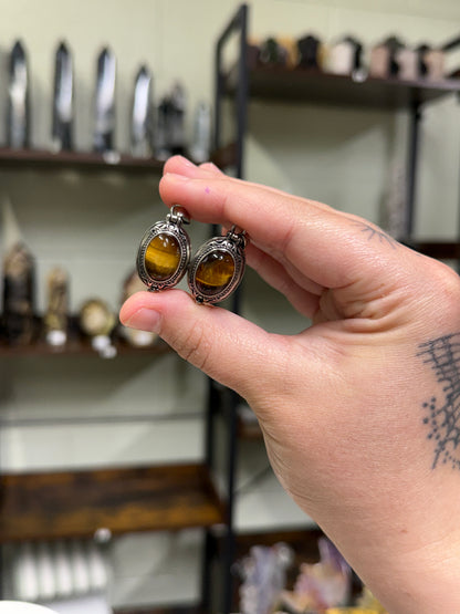 Poison Pendants