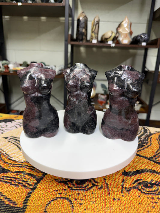 Garnet Goddess Bodies