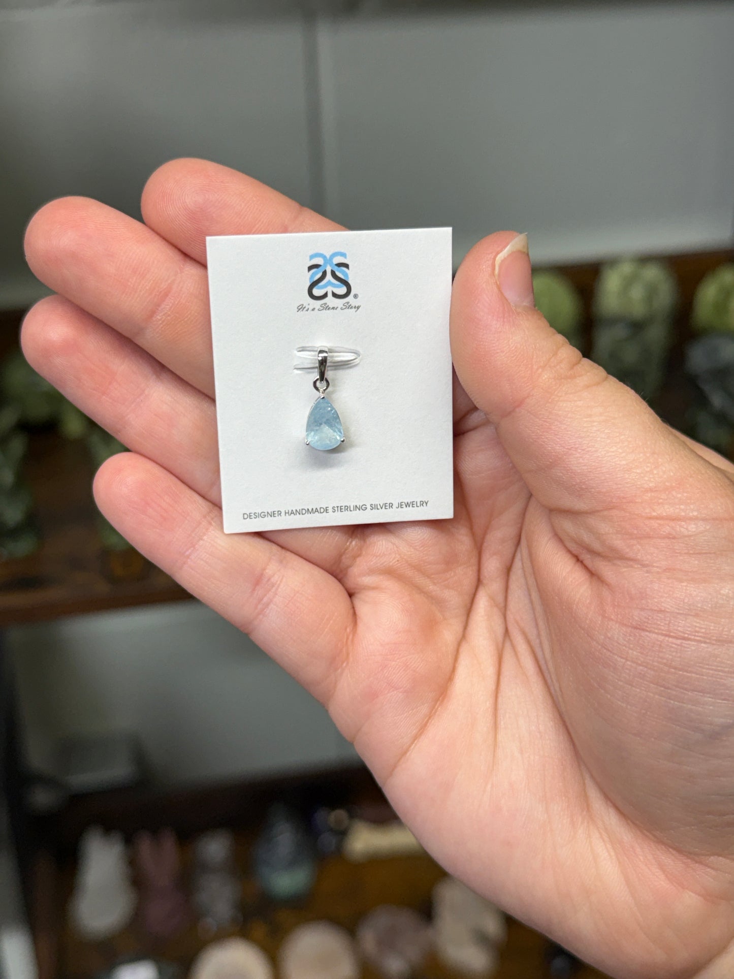 Faceted Aquamarine Pendant