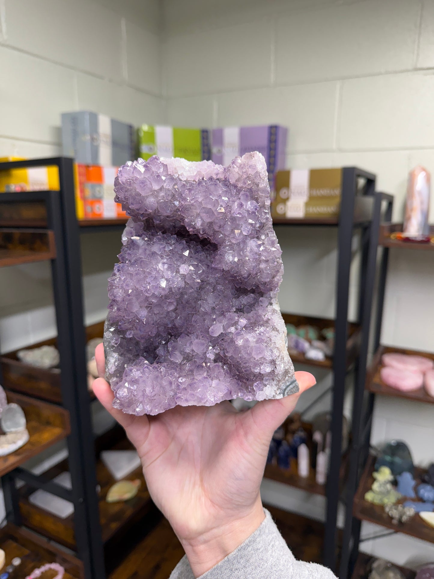 Large Amethyst Cutbase