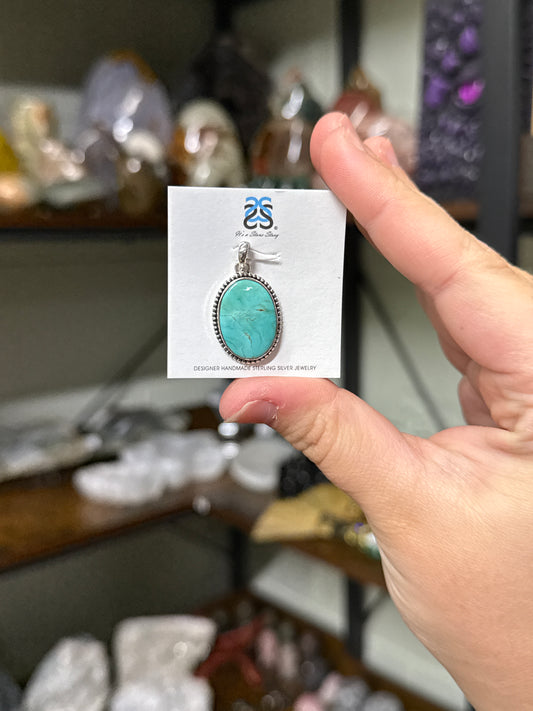 Turquoise Pendant (80)